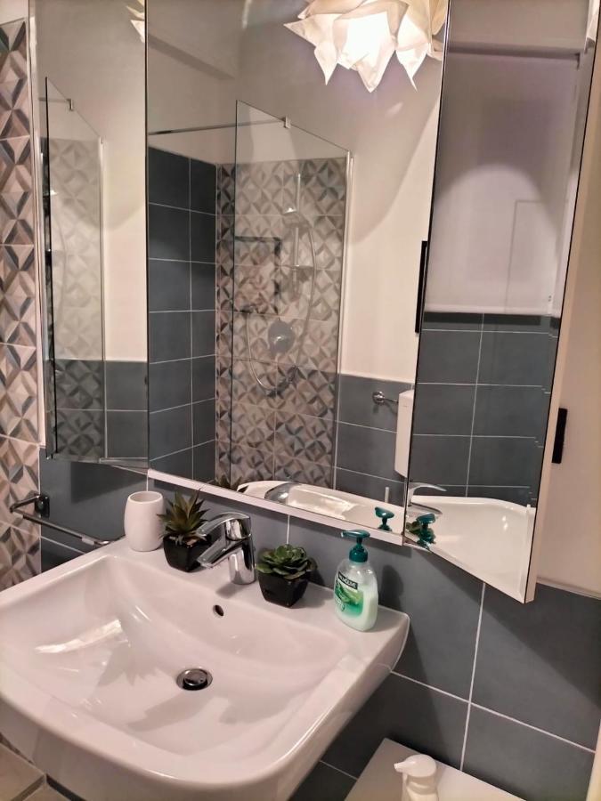 Attico Con Vista Mozzafiato Lejlighed Bordighera Eksteriør billede